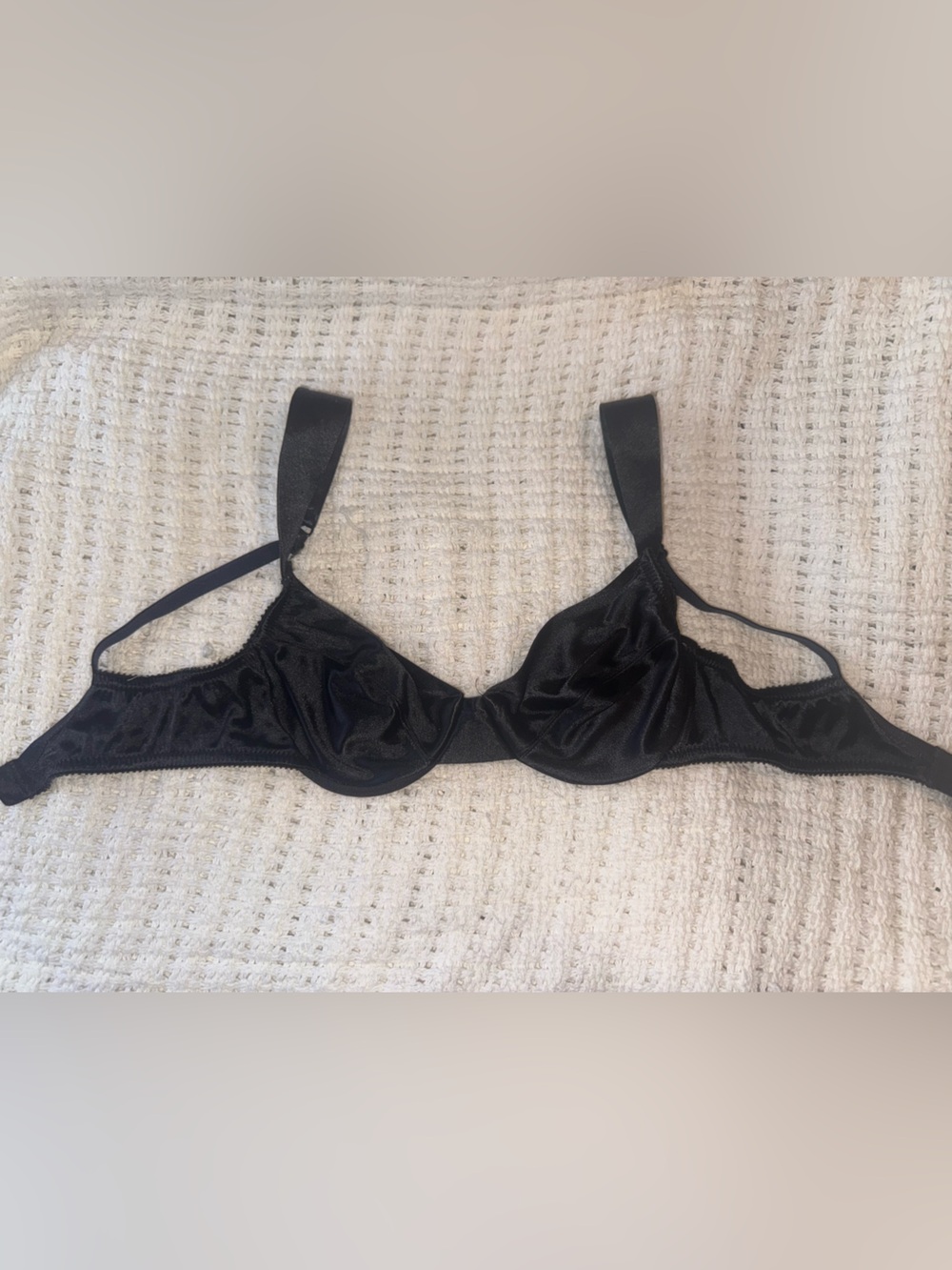 Vintage Victoria's Secret Black Satin Underwire Bra